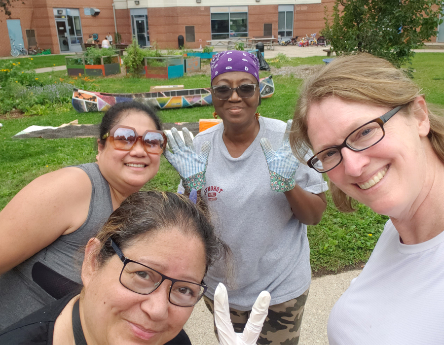 Grow with us – Sign up for news, tips, events, and more with Halton Gardens Grow with us - Sign up for news, tips, events, and more with Halton Gardens.